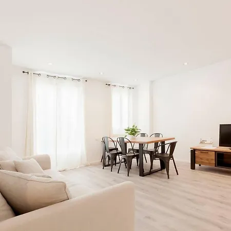 Sleep & Beautiful Renovated Apt W View On Wine Square *