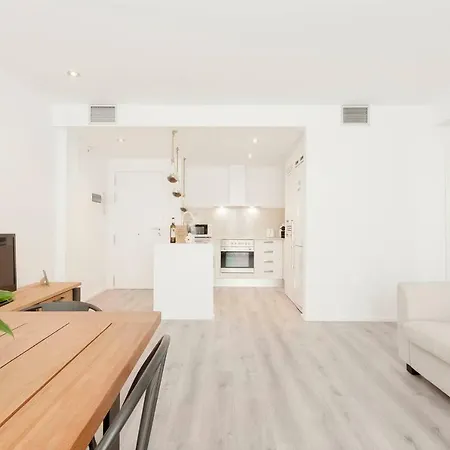 Sleep & Beautiful Renovated Apt W View On Wine Square Appartement Gérone